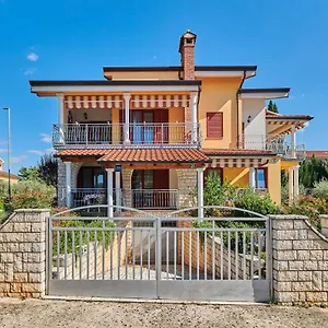 Haus Ana Apartament