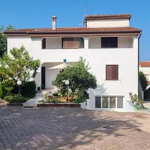 Appartement Cerova, Poreč