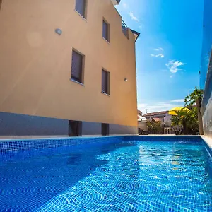 Sara Apartament